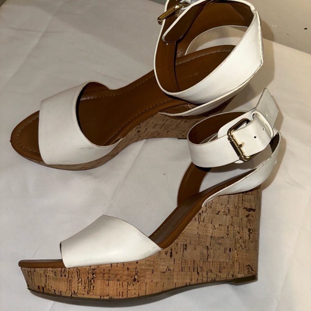 Tommy Hilfiger Wedges!